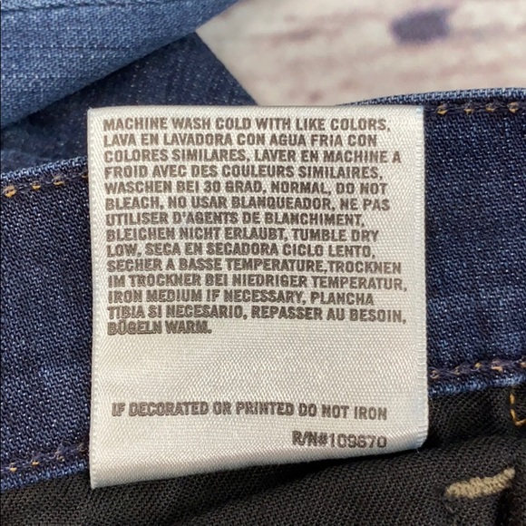 Citizens of Humanity Petite Dita Jeans - Picture 15 of 15